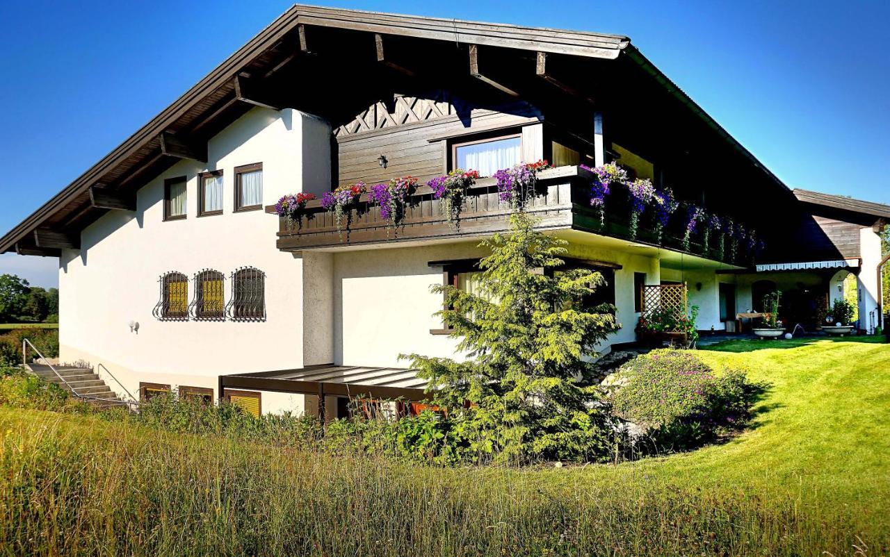 Ferienwohnungen Bachblick Übersee エクステリア 写真